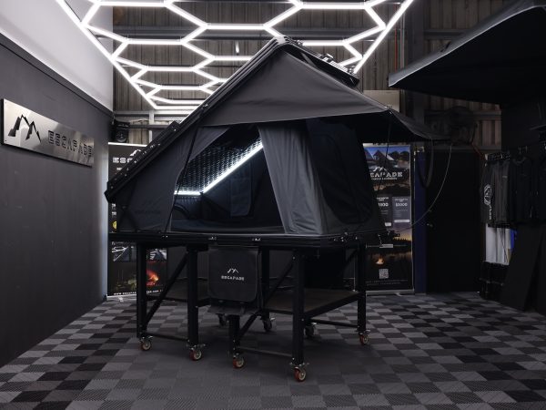 Escapade V4 Pioneer rooftop tent fully opened with ladder on 4WD